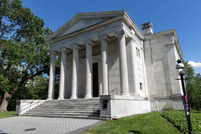 Building on the campus of princeton university