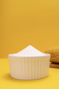 Natural organic sweetener erythritol, produced by fermentation from corn, called dextrose in ceramic