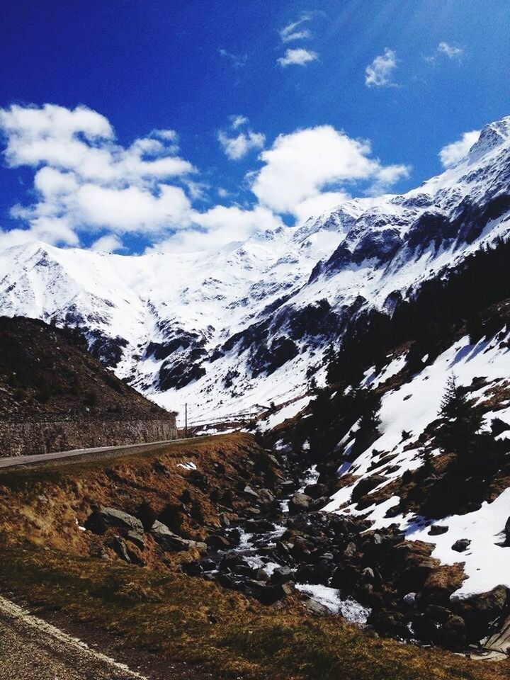 snow, winter, mountain, cold temperature, snowcapped mountain, mountain range, season, tranquil scene, scenics, tranquility, weather, sky, beauty in nature, landscape, covering, nature, cloud - sky, non-urban scene, snowcapped, frozen