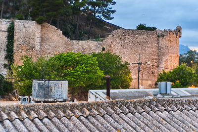 View of fort against the sky