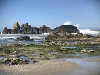 Scenic view of sea and clear sky