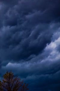 Low angle view of cloudy sky