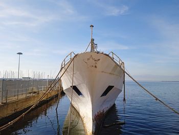 Boat in sea against sky
