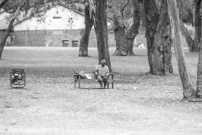 Empty bench in park