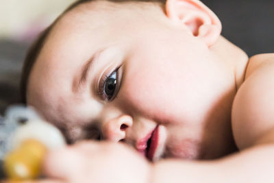 Close-up portrait of young woman