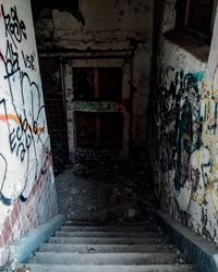 Graffiti on abandoned building