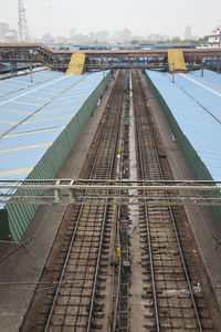 Scene of platform 2 and 3 at new delhi railway station. this station is large station of delhi