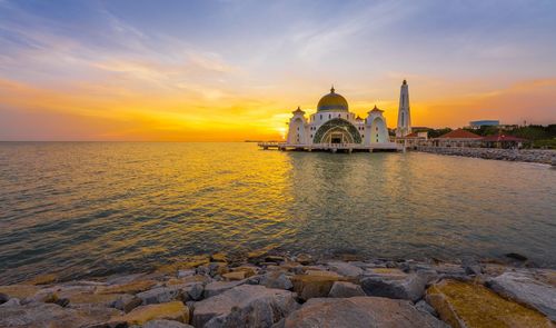 Mosque with waterfront