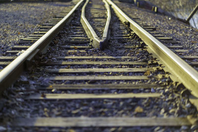 Railroad track split