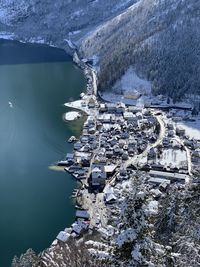 High angle view of lake during winter in hallstatt austria 