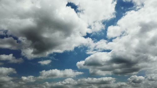 Low angle view of cloudy sky