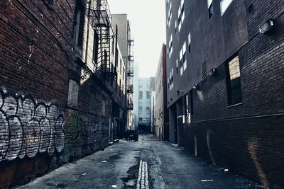 Narrow alley in city