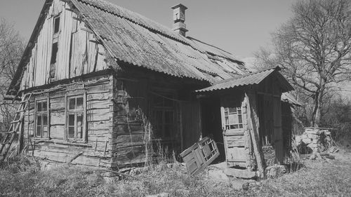 Abandoned building