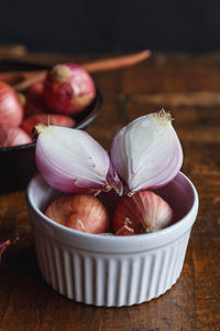 Close-up of vegetables in bowl on table