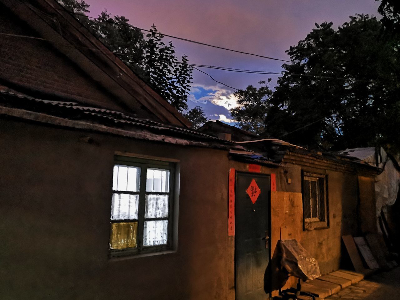 ABANDONED BUILDING AGAINST SKY