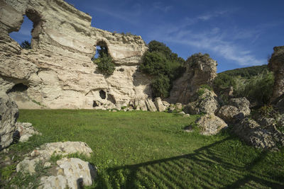 View of old ruins against sky