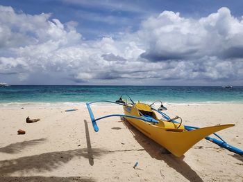 Bangka on white beach, station 3. boracay island. western visayas. philippines