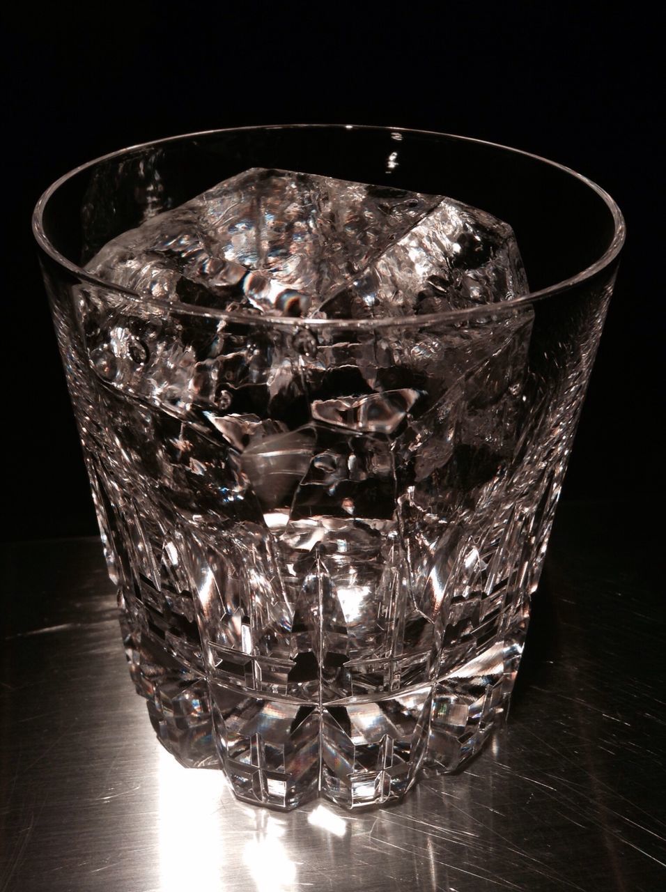 indoors, still life, food and drink, table, drinking glass, close-up, glass - material, drink, refreshment, freshness, transparent, high angle view, no people, glass, alcohol, jar, container, metal, reflection, wineglass