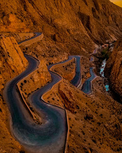 Road less traveled, dades gorge