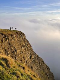 Panoramic mountain view cloud invasion 