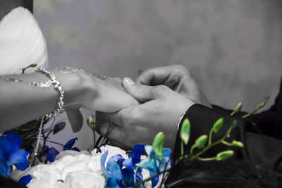 Close-up of cropped hand