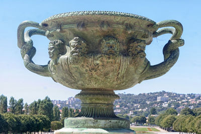 Bronze urn sculpture at parc borely park