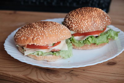 Close-up of burger in plate on table