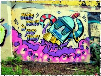 Graffiti on wall
