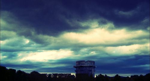 Low angle view of cloudy sky