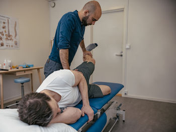 Patient in physiotherapist office