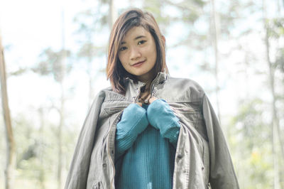 Portrait of a smiling young woman