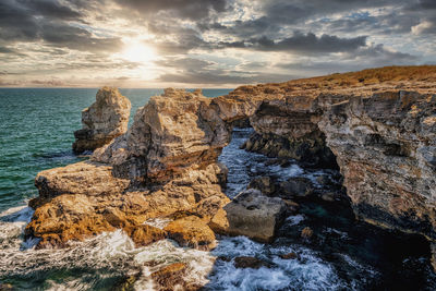 The arch is rock phenomenon on the black sea