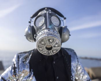 Men wearing gas mask