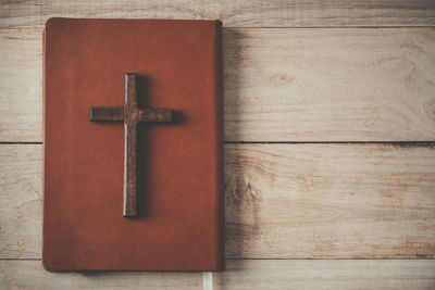 Directly above shot of key on wooden table