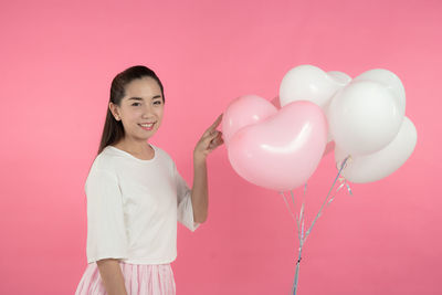 Portrait of a smiling young woman