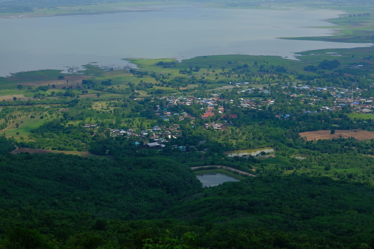 HIGH ANGLE VIEW OF LANDSCAPE