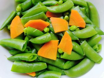 Close-up of chopped vegetables in bowl