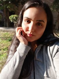 Portrait of a beautiful young woman