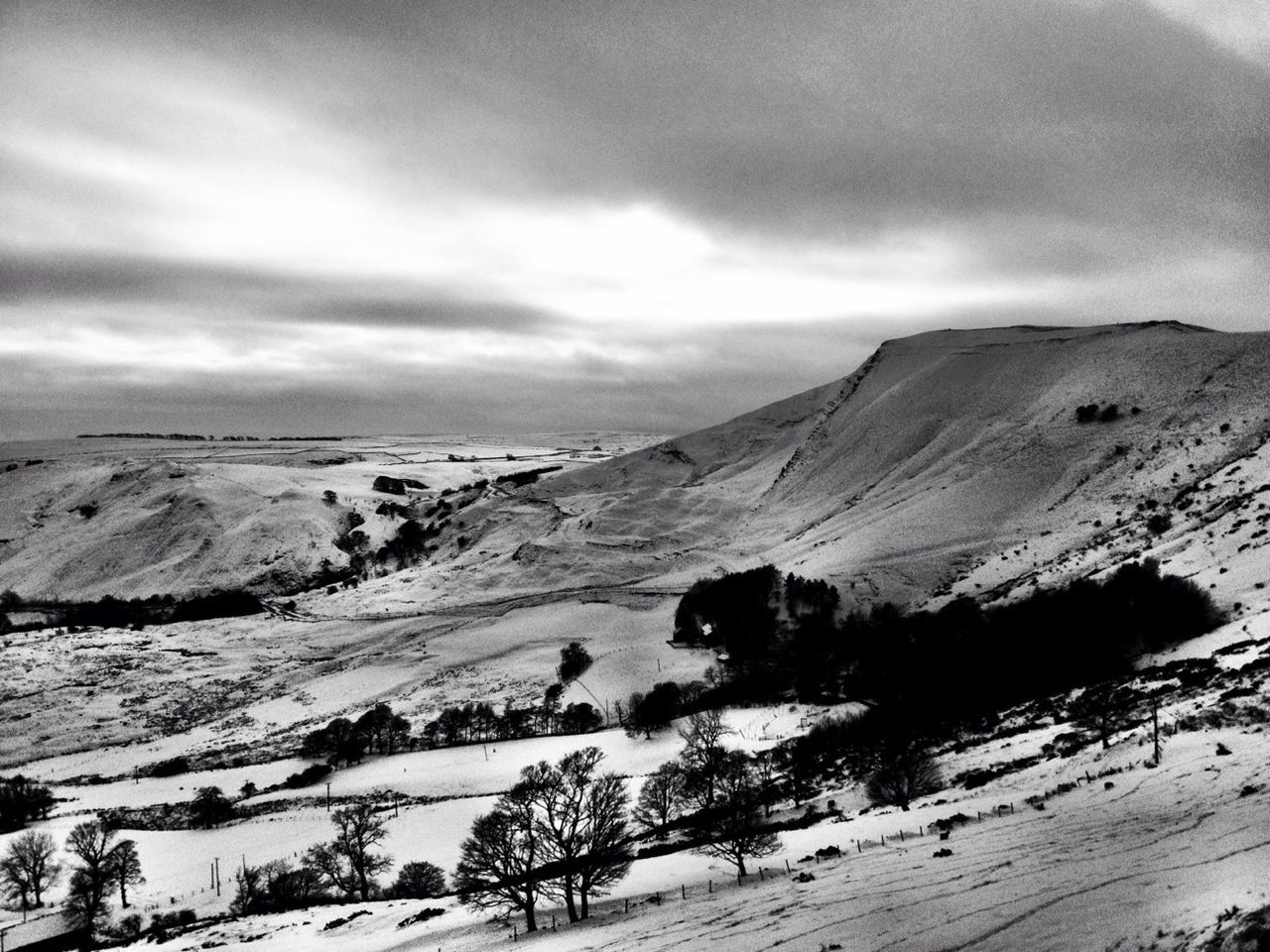 Hollins Cross