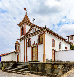 Facade of a historic baroque church in the city of diamantina in minas gerais