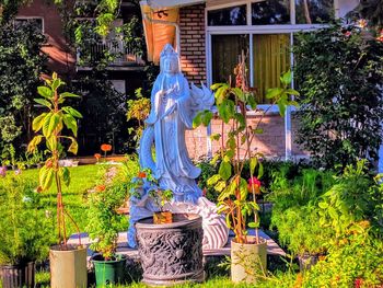 Statue of flower pot plants