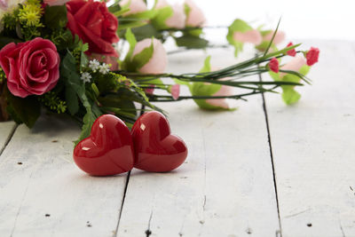 High angle view of rose bouquet on table