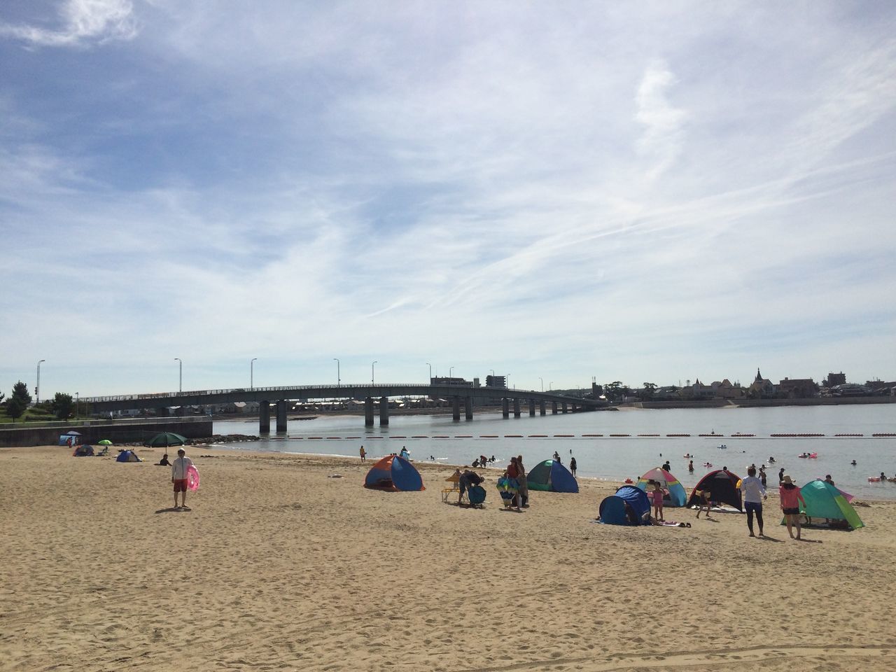 beach, large group of people, sky, sand, sea, vacations, water, cloud - sky, shore, leisure activity, lifestyles, person, relaxation, men, mixed age range, tourism, cloud, day, nature