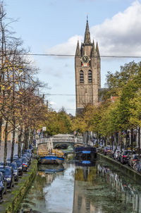 Delft canal and church 