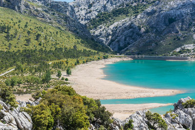 Scenic view of sea and mountains