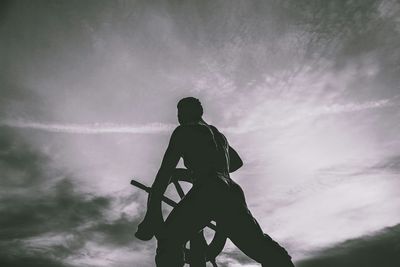 Low angle view of cloudy sky