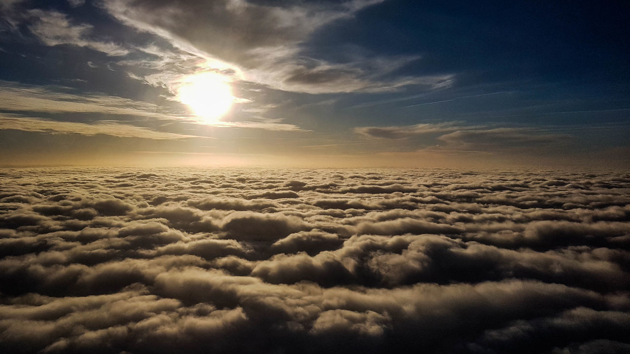 LOW ANGLE VIEW OF CLOUDSCAPE AGAINST SKY