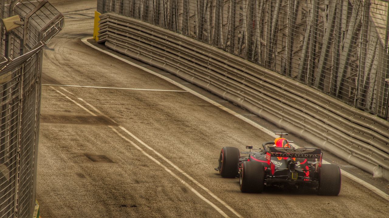 Singapore F1 GP: Turn 12