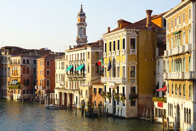 Viewpoints grand canal from rialto bridge in venice, italy, europe