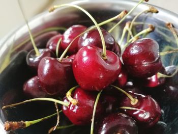 Close-up of cherries